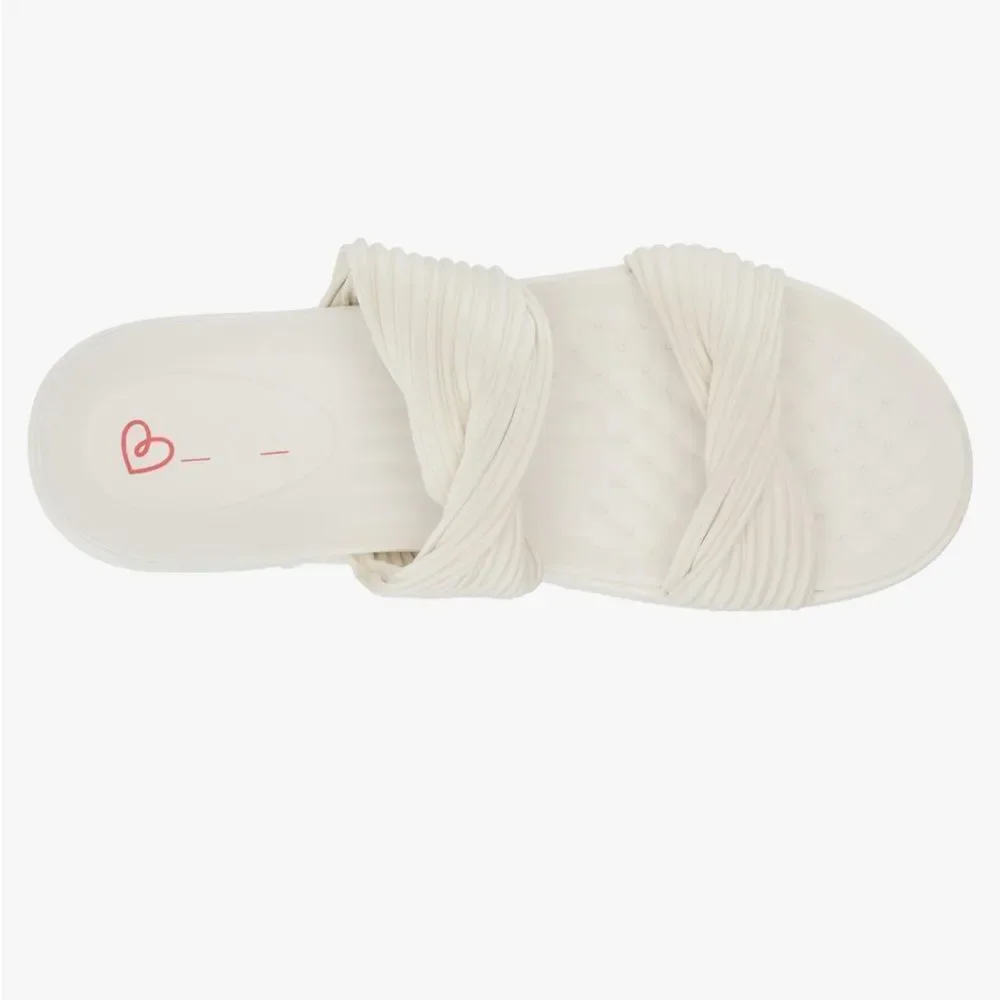 EXCELLENT CONDITION WOMEN’S 8.5 BLONDo WHITE WATERPROOF CADEE SANDALS/SLIDES